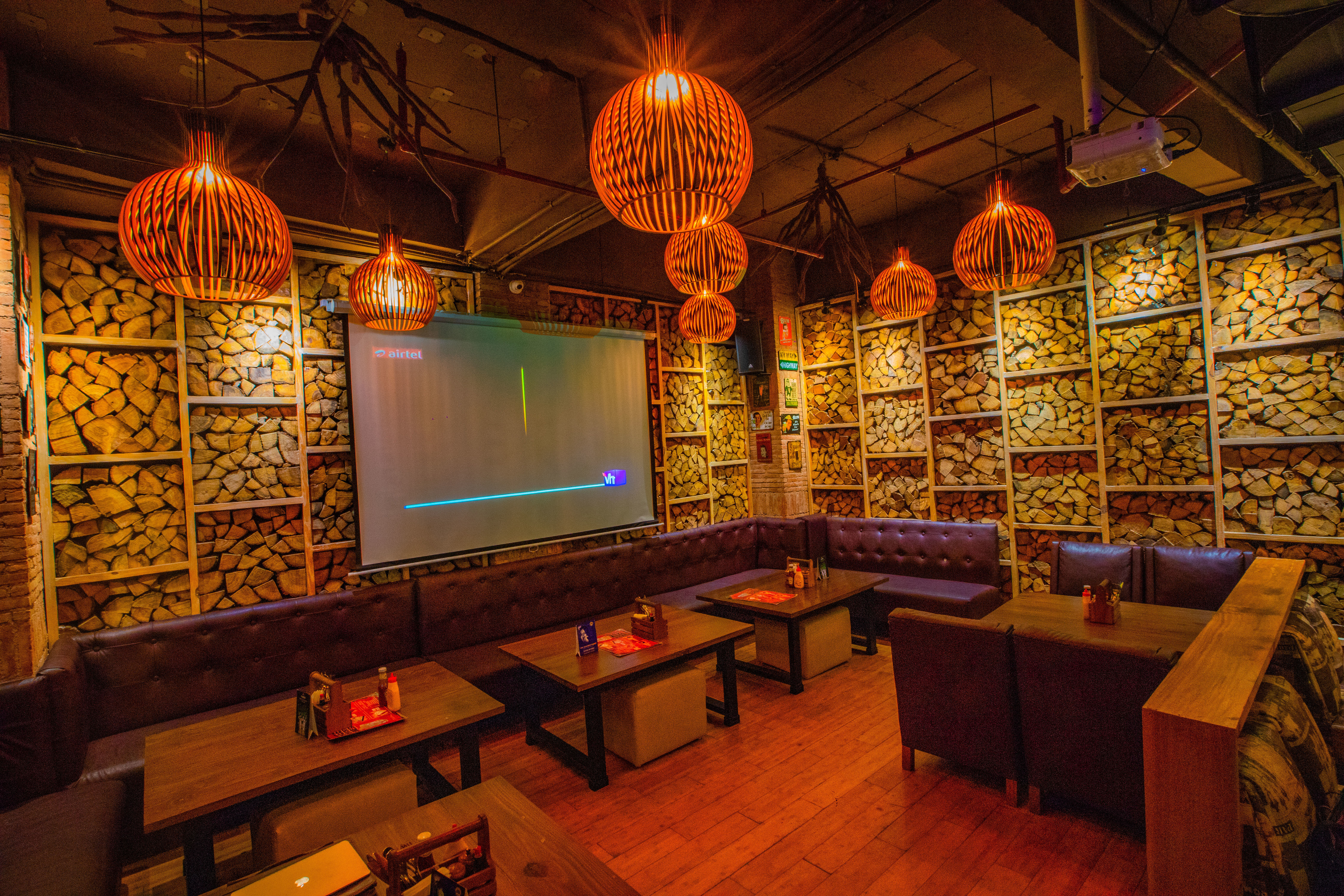 Wing Ding Pub And Cafe in Sector 38, Noida