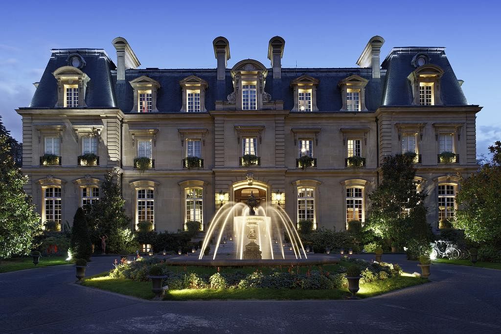 Relais Chateaux Saint James in Porte Dauphine, Paris Relais Chateaux Saint James in Porte Dauphine, Paris
