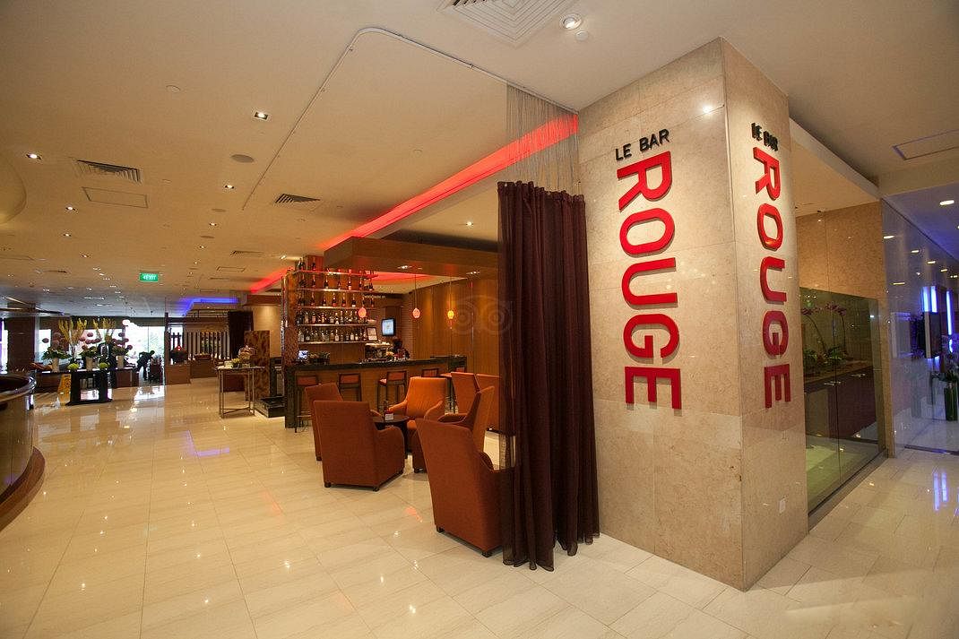 Le Bar Rouge in River Valley, Singapore