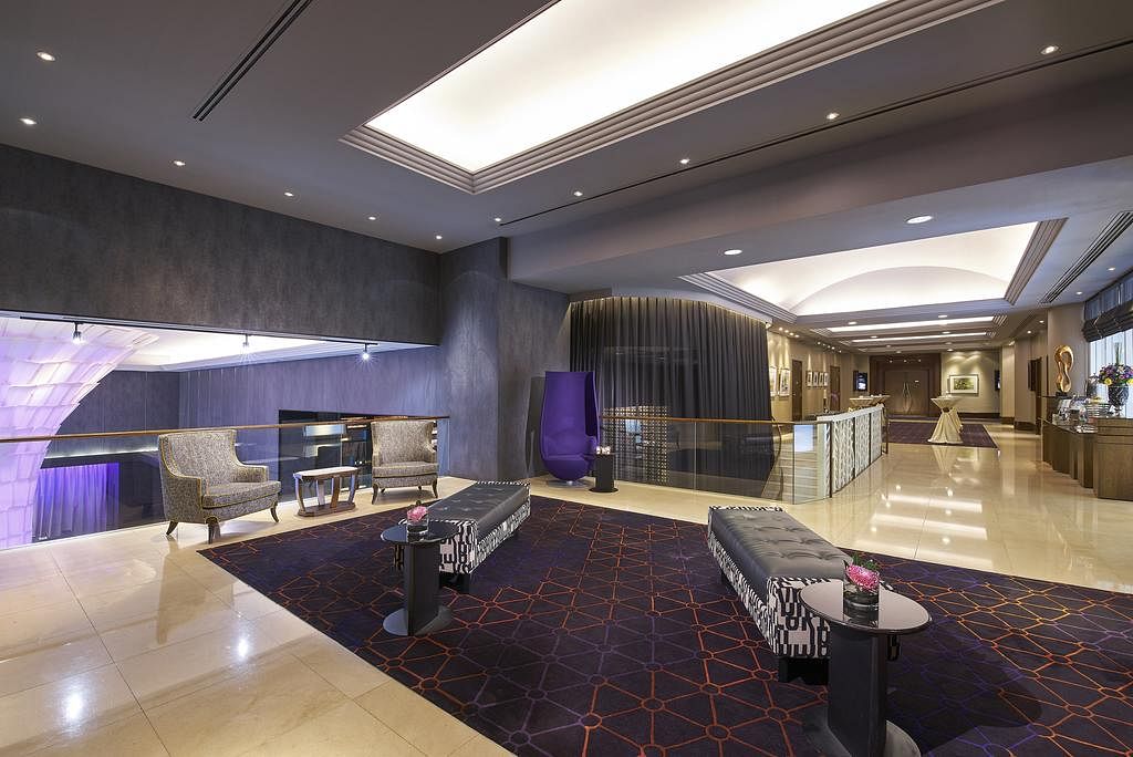 Rendezvous Hotel in Bras Basah, Singapore